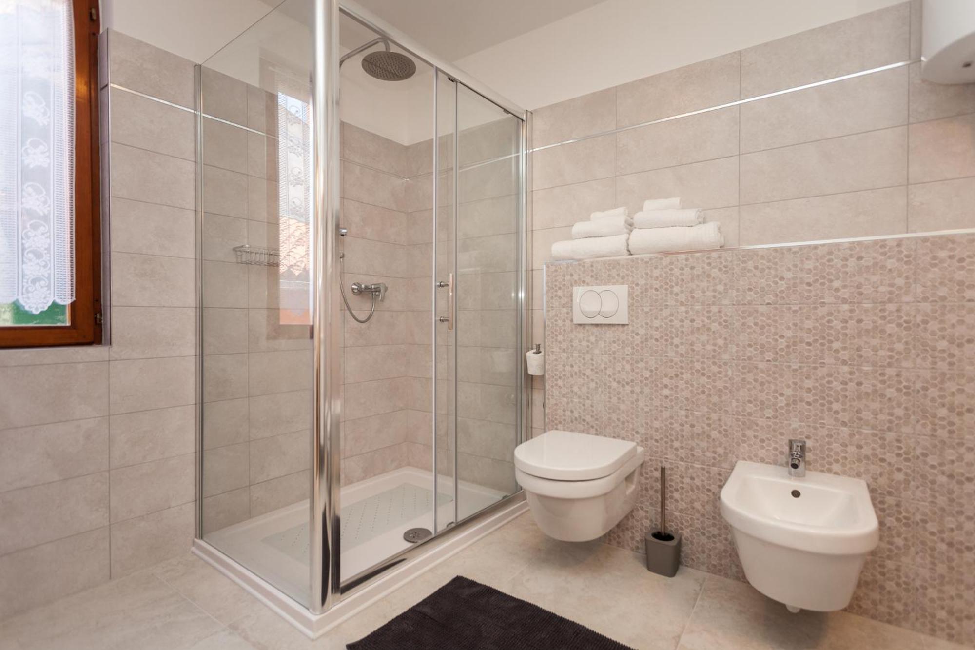 Guesthouse Casa Vittoria Ровінь Екстер'єр фото